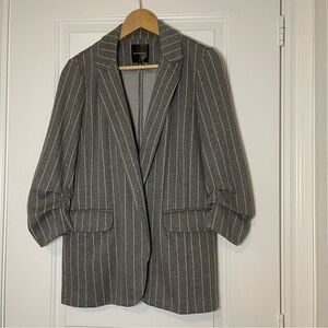 Dynamite grey pinstriped blazer with pockets & ruched 3/4 sleeves medium neutral